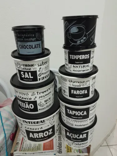 Vendo um kit da tapowere