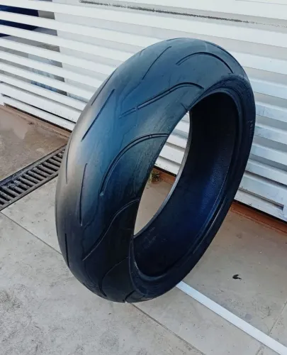 Pneu 190/50 ZR 17 Michelin Pilot