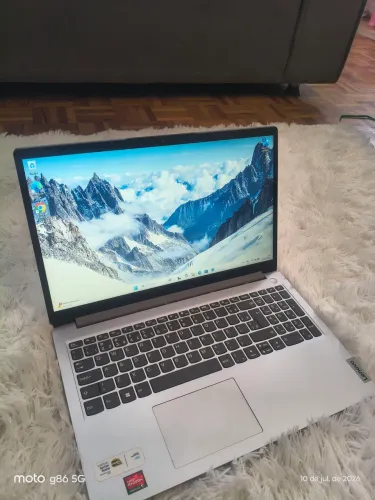 Notebook Lenovo Ryzen 5