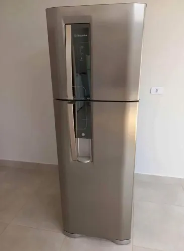 Geladeira Electrolux tw42s