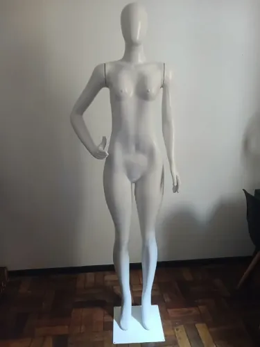 Manequins