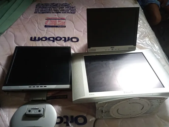 Monitore conserto ou peças AOC está bom