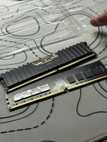 Memória ram 16gb (2x8) ddr4 2666mhz 