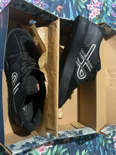 Tênis ÖUS Original Preto - Pouco Usado - Tamanho 40