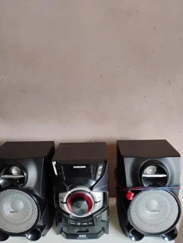 Vendo som Samsung Microsystem bivolt