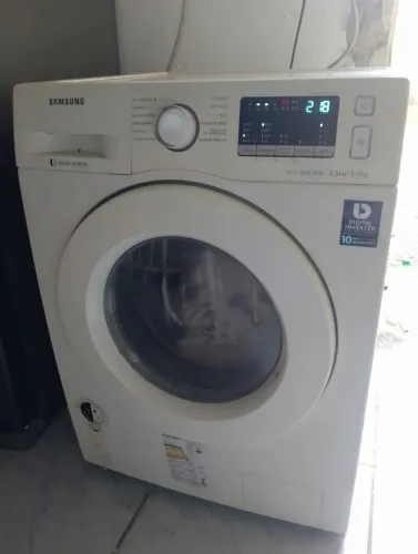 Vendo máquina de lavar e secar