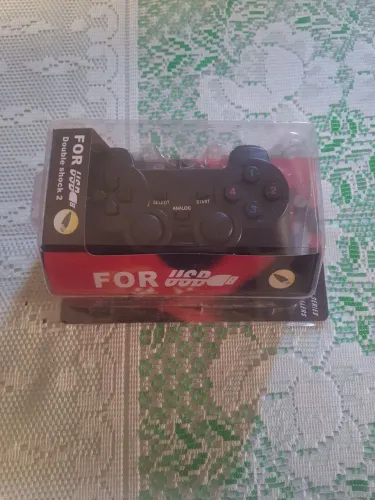 Controle modelo PS2 Com entrada USB para Pc Notebook e Game Resto