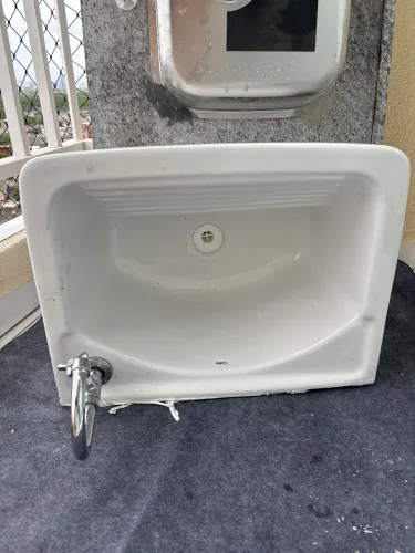 Tanque de porcelana CELITE