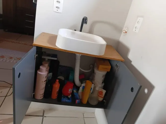 Gabinete de Banheiro