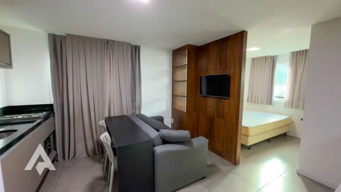 Loft mobiliado para locação por R$ 1.600,00 - Bairro Água Verde - Blumenau/SC