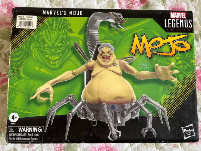 Mojo Marvel Legends com acessórios, item pessoal e de prateleira apenas.