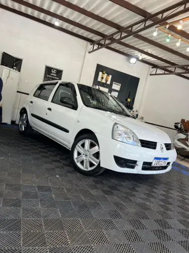 Renault Clio Campus Hi-flex 1.0 16V 5P 2010