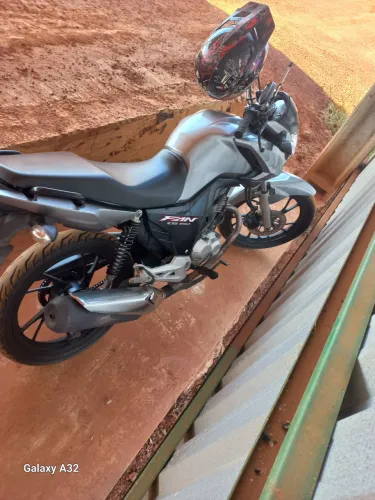Vende-se moto 160. Fan .flex