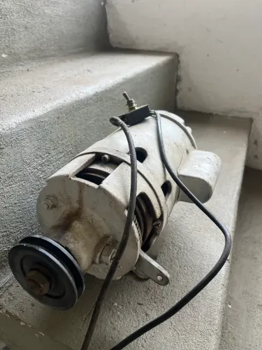 Motor para máquina de costura industrial