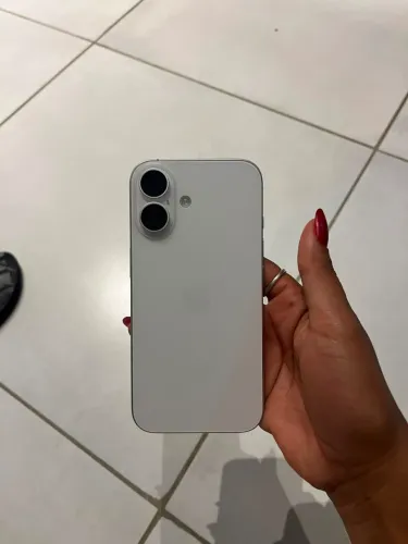 iPhone 16 NA GARANTIA