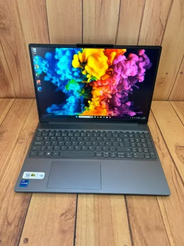 Notebook Lenovo IdeaPad Slim 3 i7 13ª Geração, 8GB DDR5, SSD NVMe 512GB, IPS, Garantia