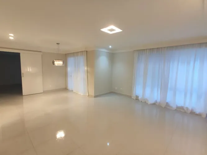 4 quartos na melhor quadra de Águas Claras; próximo ao Parque
