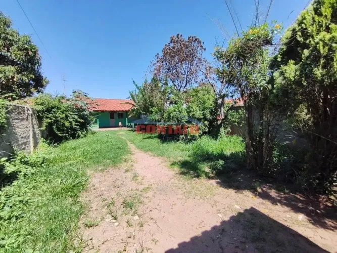 Casa padrão, 2 dormitórios, 3 garagens no BROA em Brotas