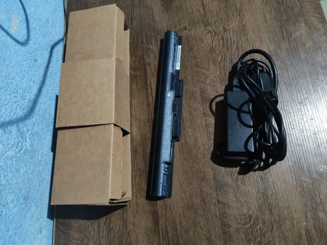 Fonte e bateria notebook Sony Vaio