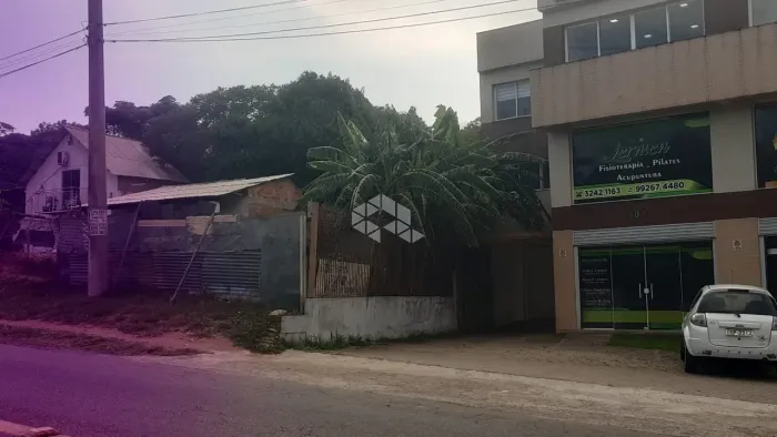 Terreno a Venda na Av da Serraria com 400m