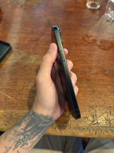 Iphone 15- 128gb