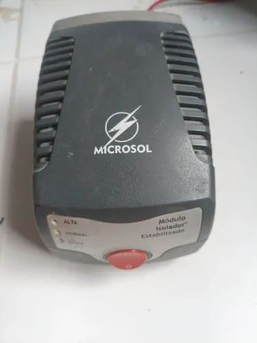 Módulo Isolador Estabilizado de 440VA, modelo MOD ISOL
