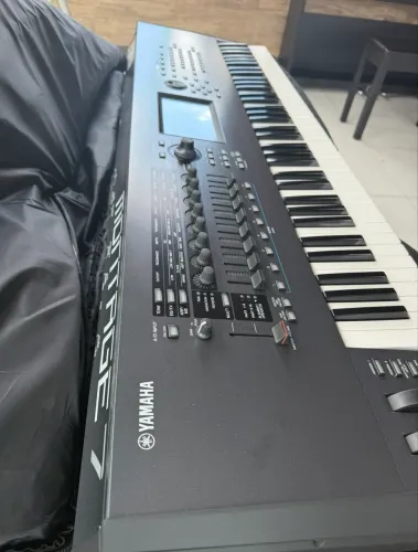 Yamaha MONTAGE 7