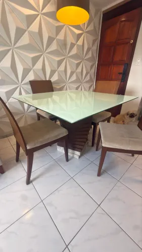 Mesa de Jantar Quadrada em MDF e Vidro Off-White