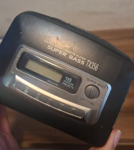Walkman Aiwa Hs-tx356 