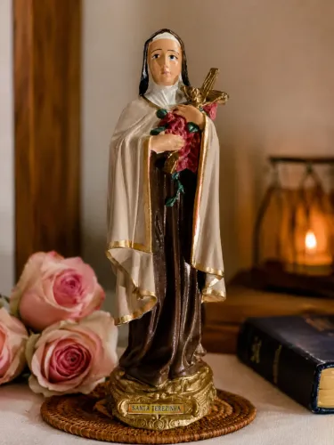 Estátua/ imagem Católica artesanal de Santa Terezinha
