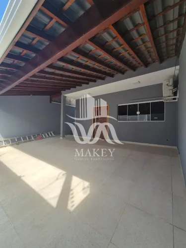 Locação de casa sobrado moderno com 3 dorm. (1 suíte com banheira), quintal com piscina e