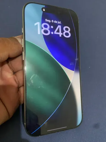 iPhone 16 Pro