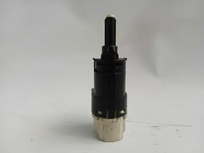 Interruptor De Luz De Freio Renault Sandero 2008/2017