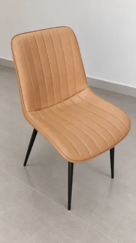 Cadeira De Jantar Em Pele Sintética Cor Caramelo (Design Vintage)