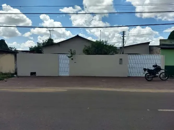 Casa à Venda no Bairro Buritis