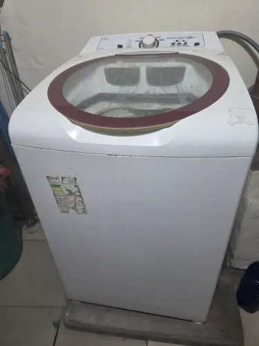 Máquina de lavar roupas 11kgs Brastemp para conserto ou retirada de peças 