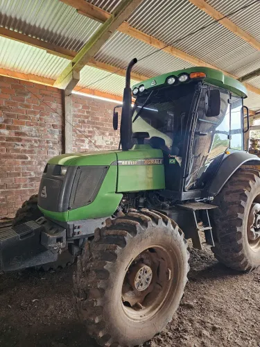 Trator Agrale BX6110