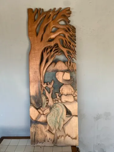 Quadros Esculpidos em Madeira Maciça Artesanal - Entalhe Manual