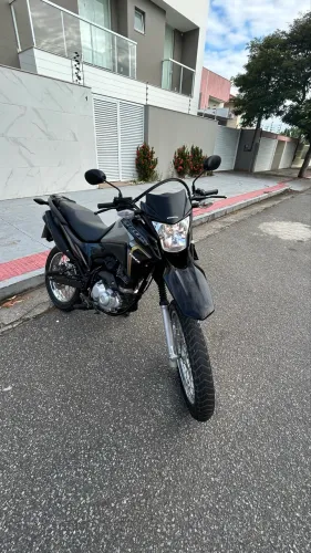 Bros 160cc 2022 P/ Pessoas Exigentes. Muito Nova! apenas KM 20.000 Rodados