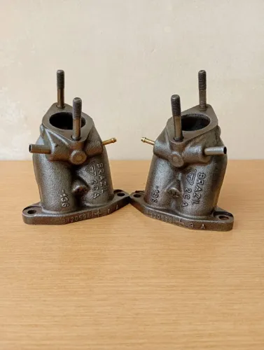 Par de coletores dupla carburação VW motor 1600: Fusca, Kombi, Brasília...