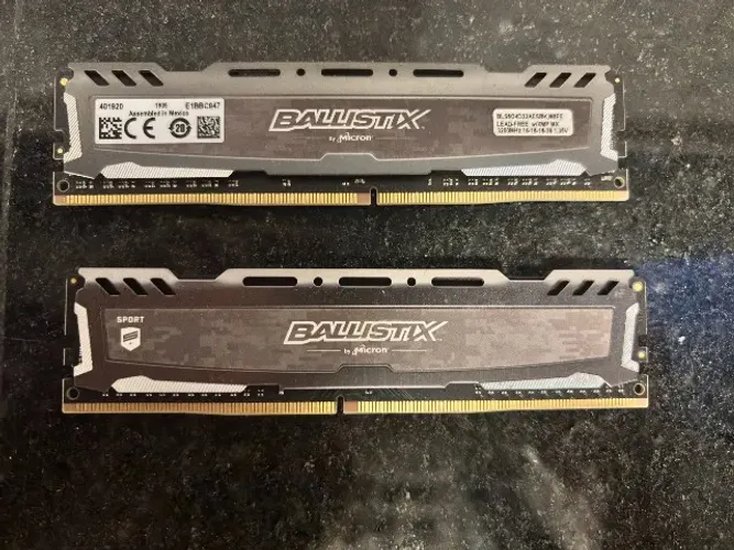 Memória RAM 16GB (2x8GB) DDR4 3200MHz Crucial Ballistix Sport LT