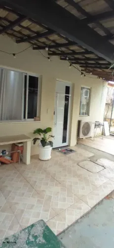 Casa em Condomínio com 3 Quarto(s) e 2 banheiro(s) para Alugar, 78 m² por R$ 2000 / Mês