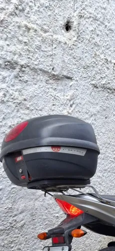 Bau c/ suporte .