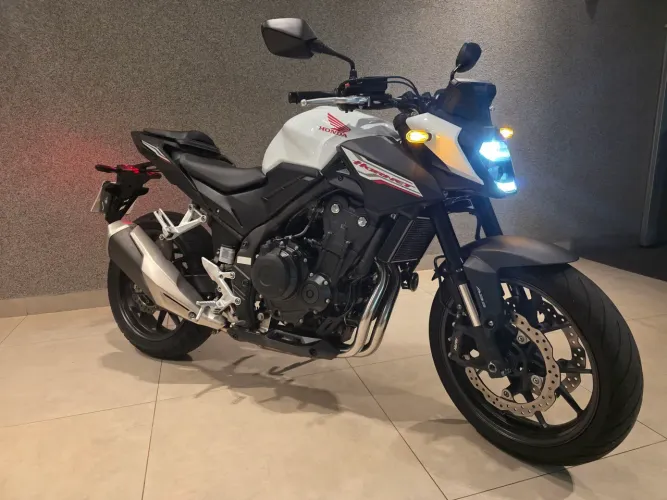 Vendo ou troco Hornet 2026 