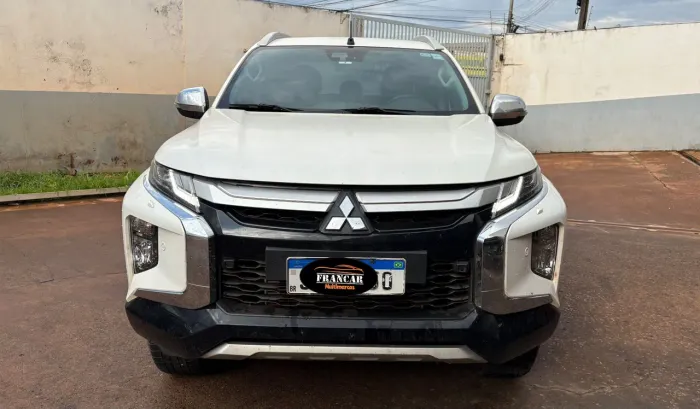 Mitsubishi L200 Triton Sport HPE-S 2.4 CD Dies. AUT 2024