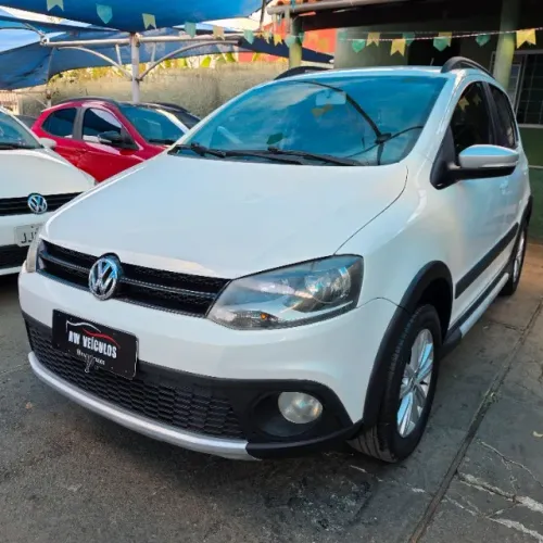 Volkswagen Crossfox 1.6 MI Total Flex 8V 5P 2014