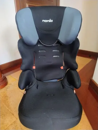 Cadeirinha para carro - Nania 9 a 36 kg - Excelente Estado de Conservação