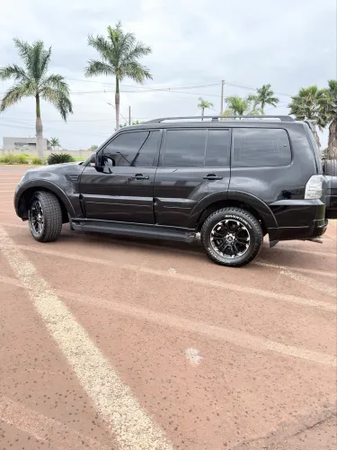 Mitsubishi Pajero HPE Full 3.2 4X4 T.i.dies. 5P AUT 2014