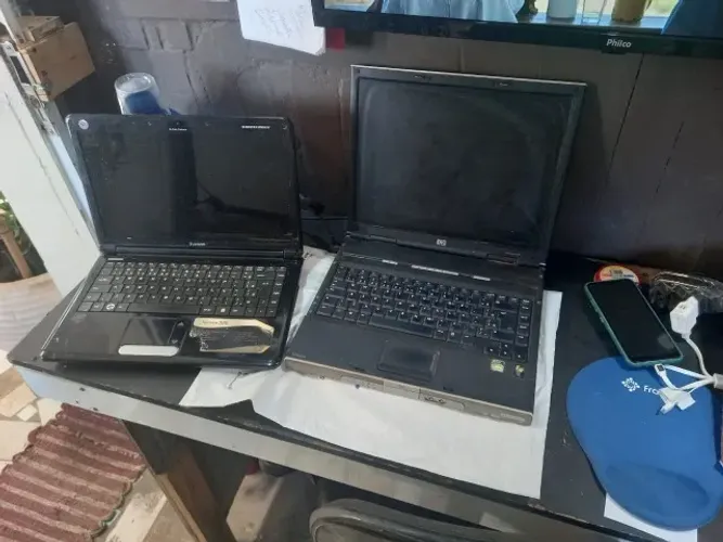Notebook e impressora
