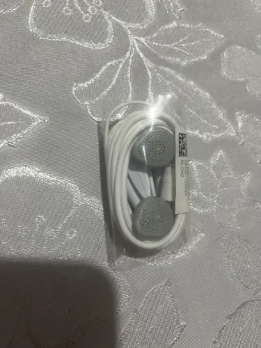 Fone com fio da Samsung novo